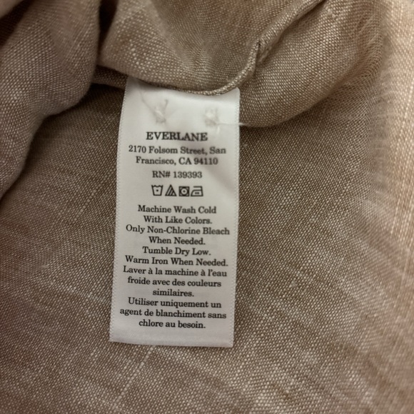 SOLD NWT Everlane The Boyfriend Shirt in Linen in Cornstalk Chambray Size M - Picture 9 of 9